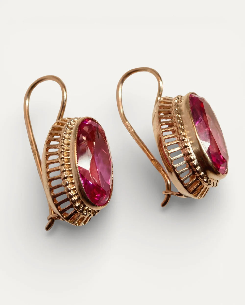 Brincos Vintage Ouro Rosa Rubi Oval
